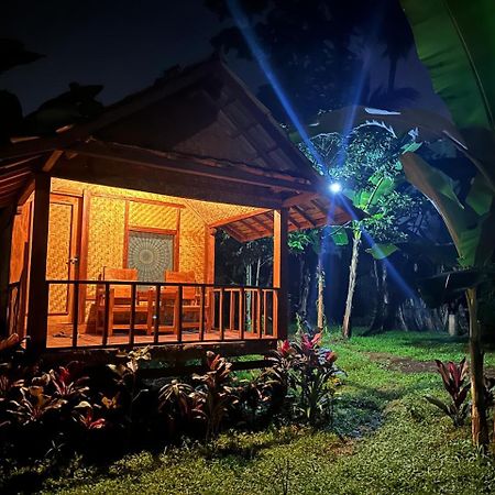 Banana Bungalows Tetebatu Værelse billede