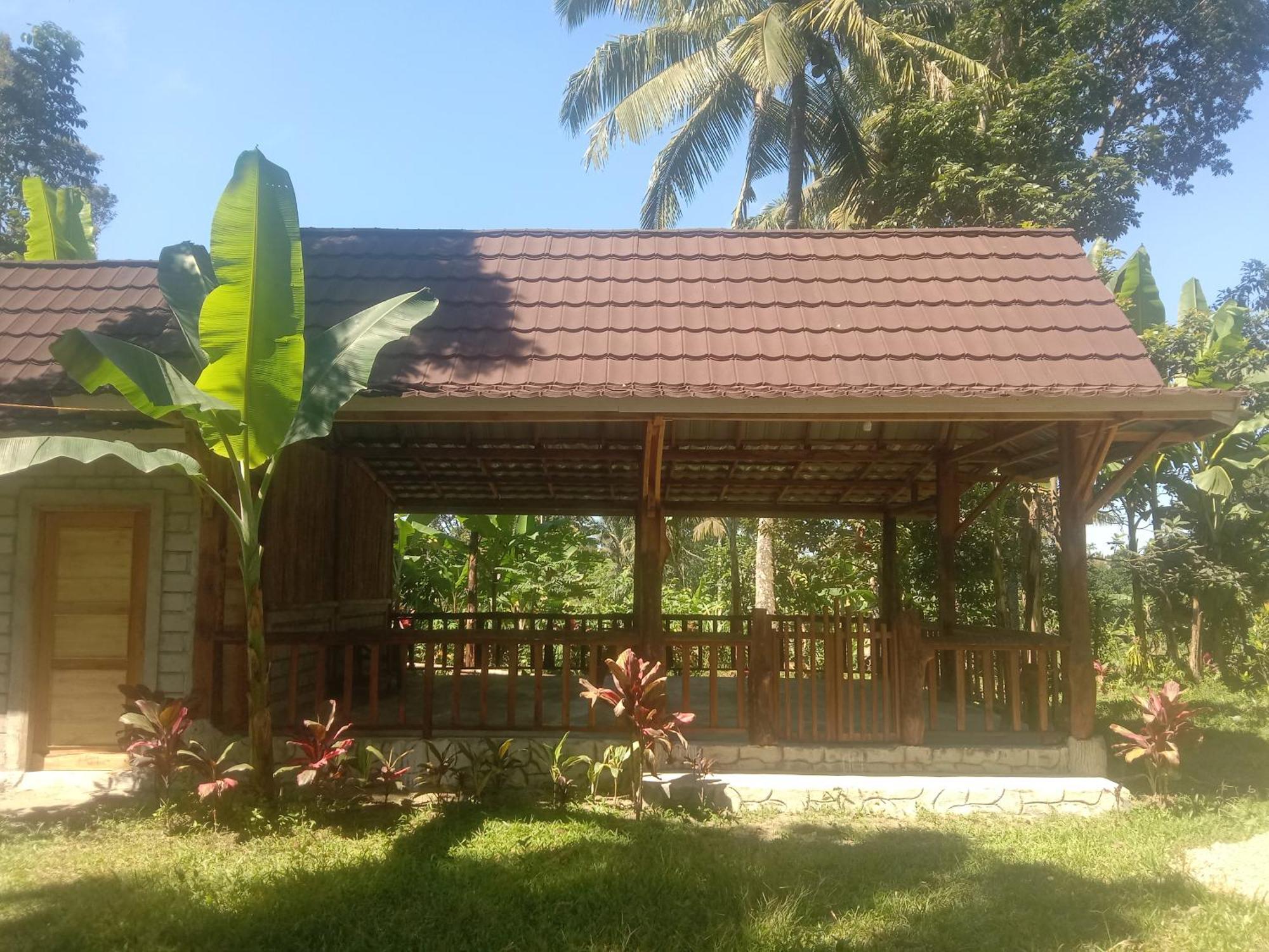 Banana Bungalows Tetebatu Eksteriør billede